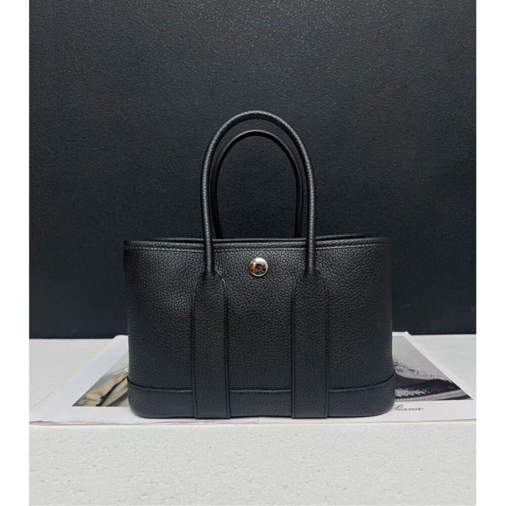 Hermès Women Pre-Loved Bag Brand New Condition